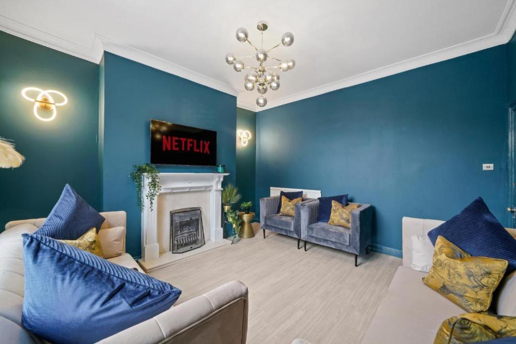 Deluxe 5 Bed In Central Whitby - Parking - Hot Tub 外观 照片