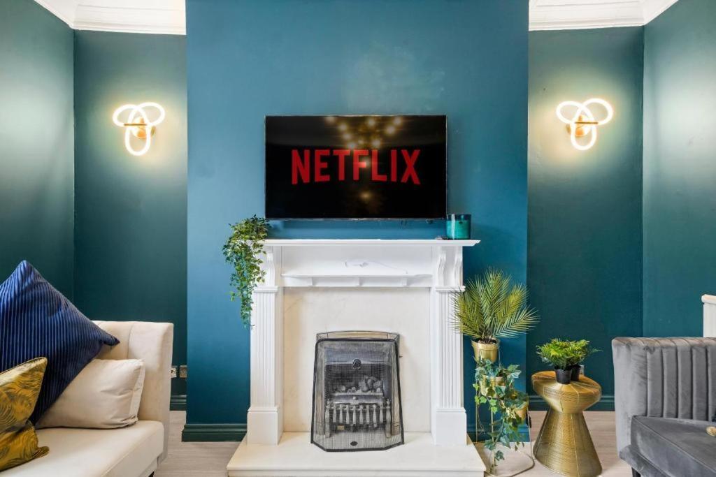 Deluxe 5 Bed In Central Whitby - Parking - Hot Tub 外观 照片