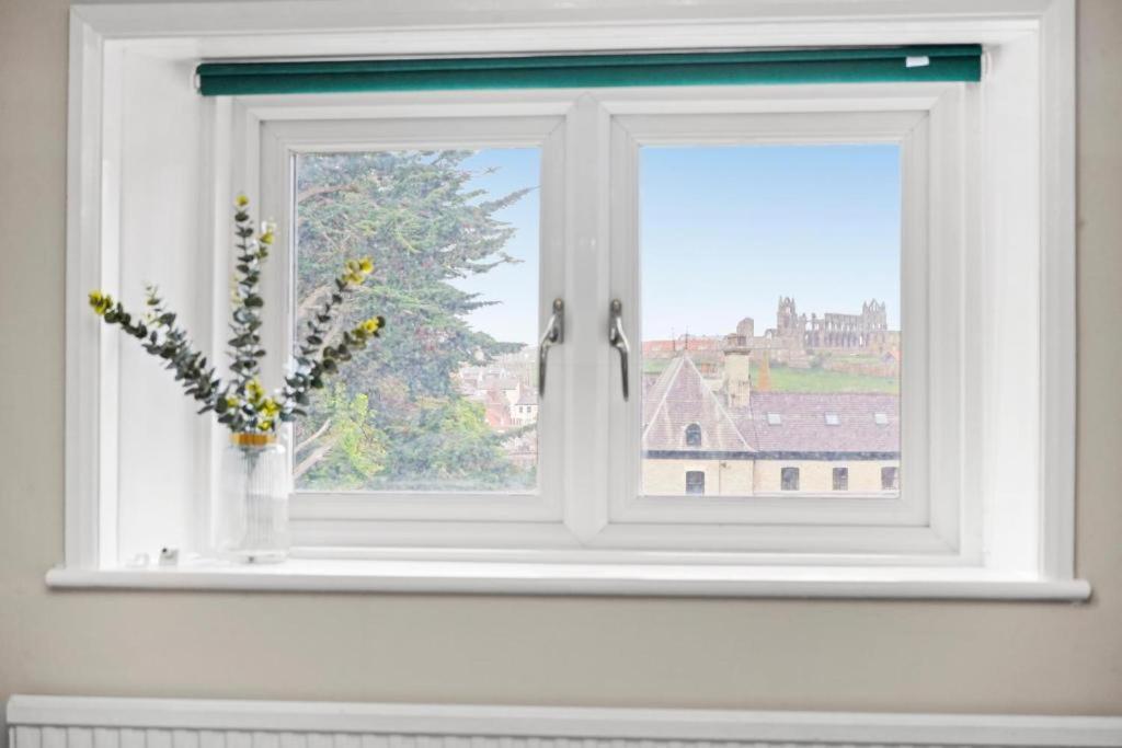 Deluxe 5 Bed In Central Whitby - Parking - Hot Tub 外观 照片