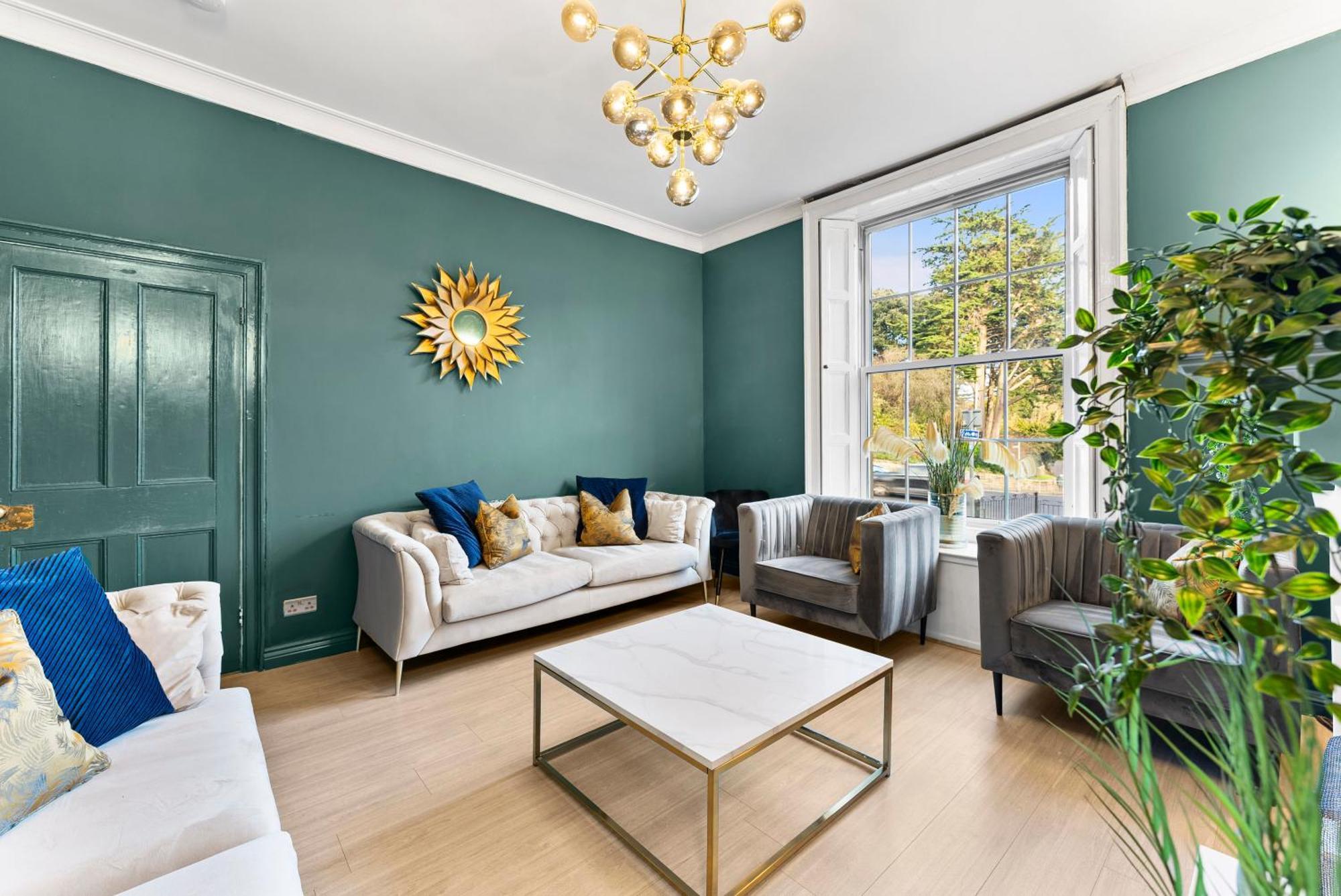 Deluxe 5 Bed In Central Whitby - Parking - Hot Tub 外观 照片
